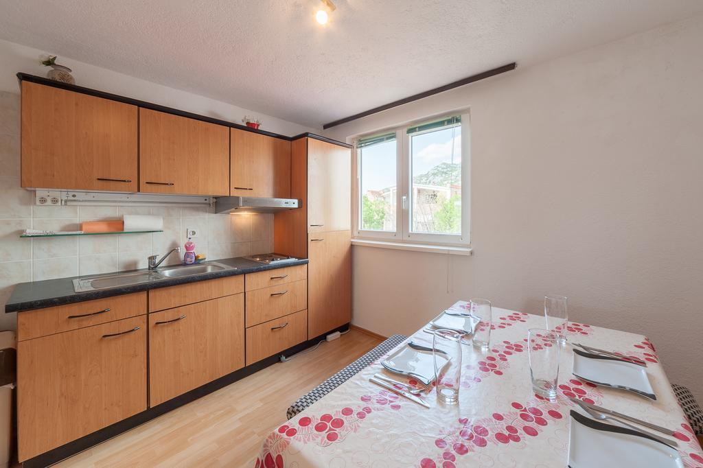 Apartmenthaus Hana Karlobag Esterno foto