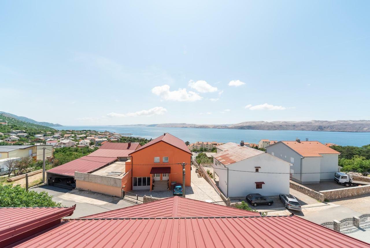 Apartmenthaus Hana Karlobag Esterno foto