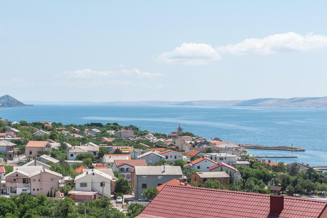 Apartmenthaus Hana Karlobag Esterno foto